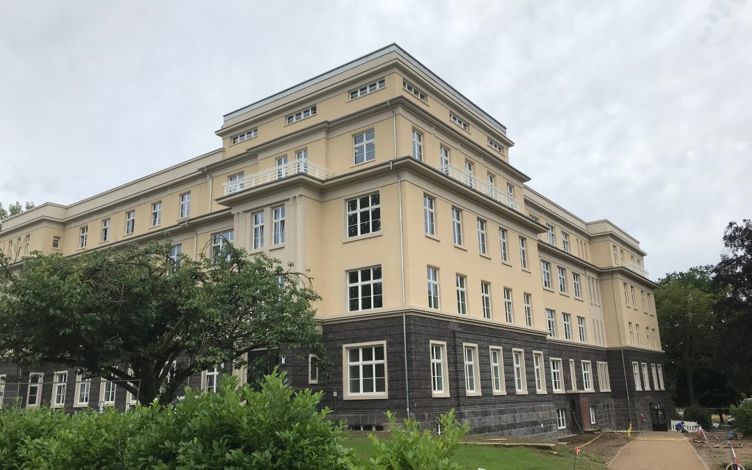 Historisches Klinikgebäude auf dem Campus der Uni Gießen